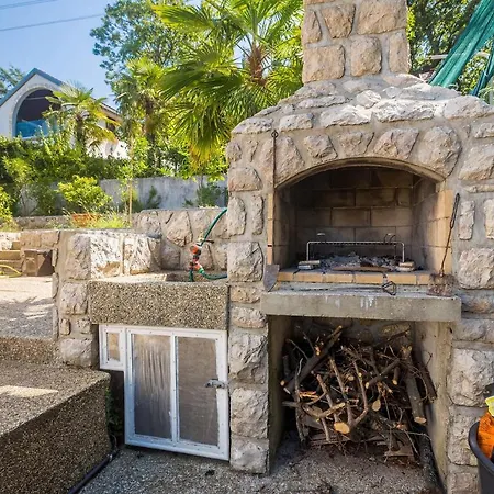 With Parking Space Njivice, Krk - 5325 Апартаменты Нивице