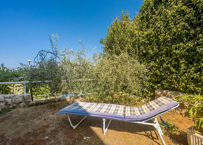 Apartmán With Parking Space Njivice, Krk - 5325 *